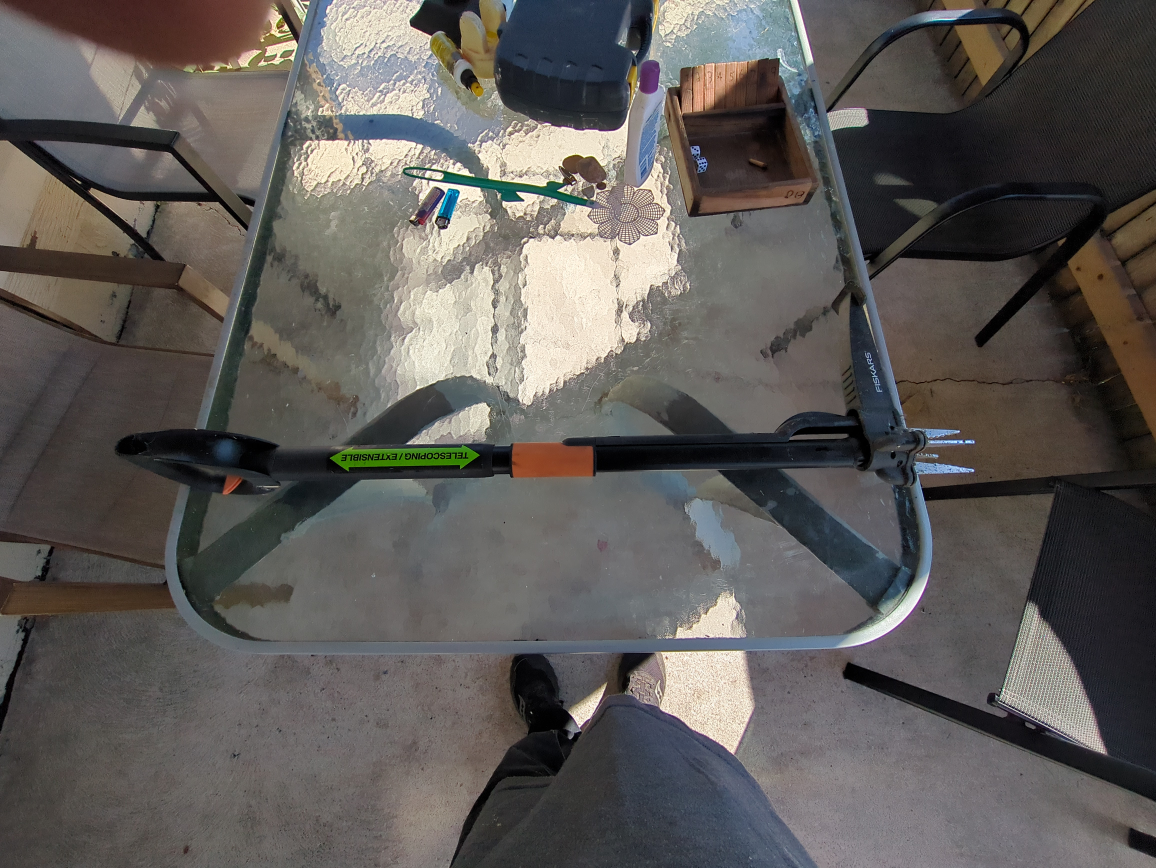 Telescoping dandilions Puller