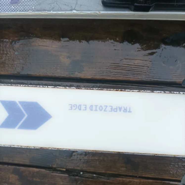 Kastle Ski image indicator(7)