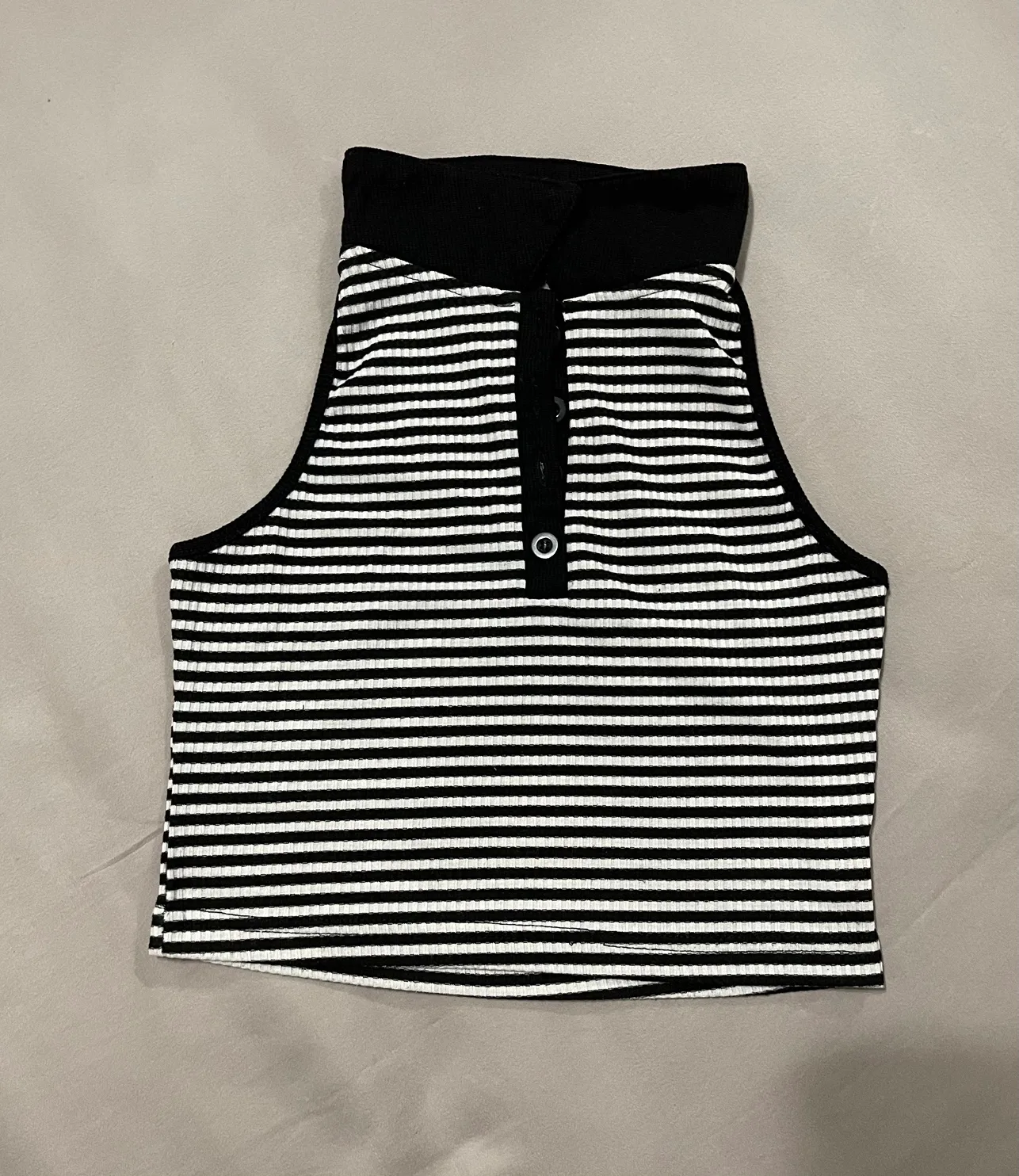 Mix Crop Top image indicator(2)