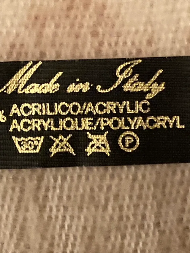 ✨Very soft oversized Scarf with Fringe image indicator(2)