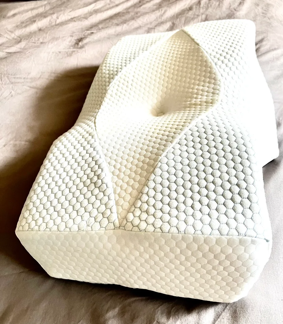 Ergonomic Memory Foam Pillow thumbnail