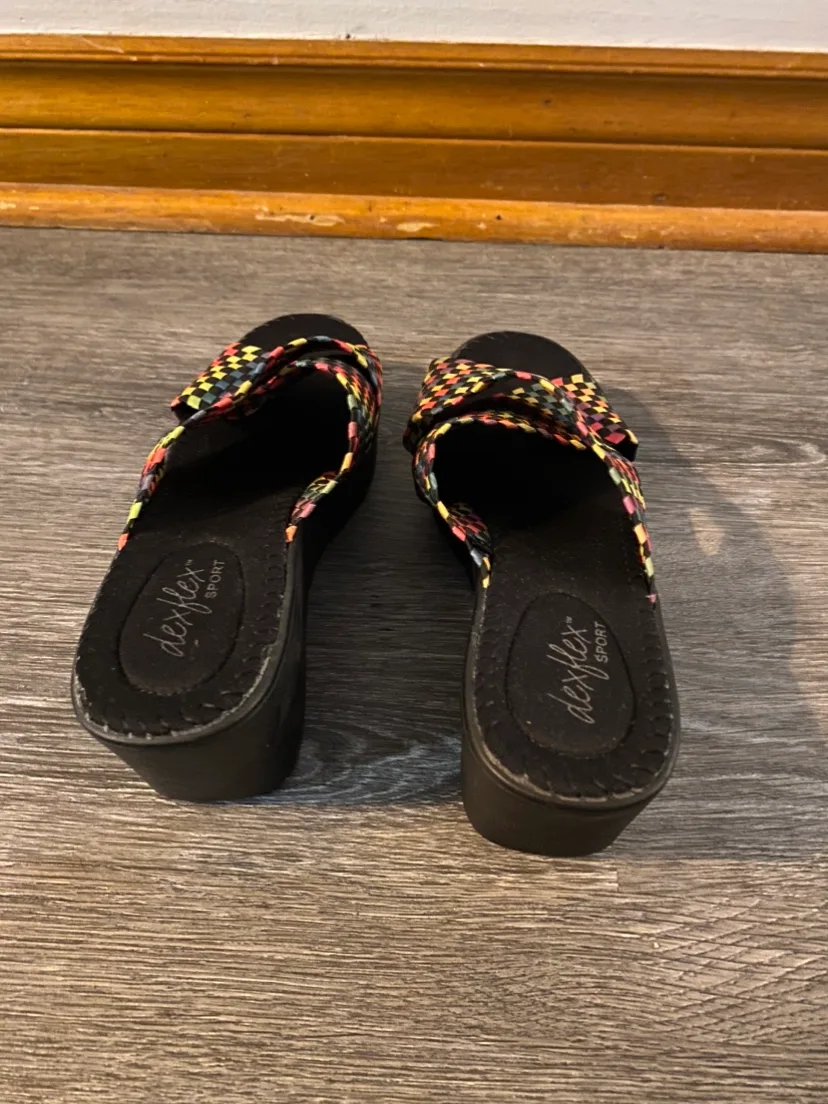 Rainbow Woven Wedges image indicator(4)