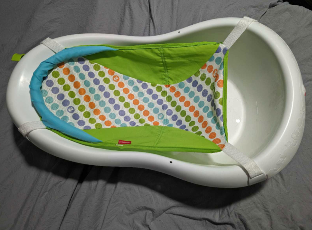 Fisher-Price Infant baby bathtub - used  🧡