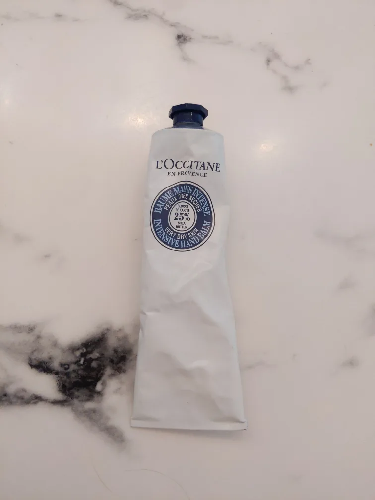 L'Occitane En Provence Very Dry Skin Intensive Hand Balm thumbnail