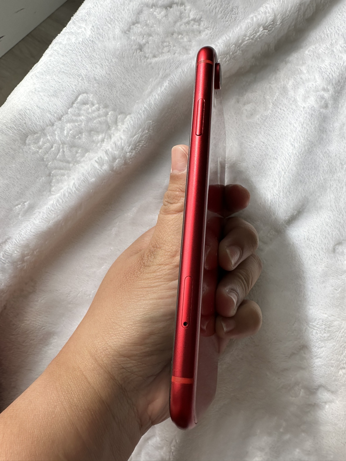 iPhone XR (PRODUCT)RED - photo 3
