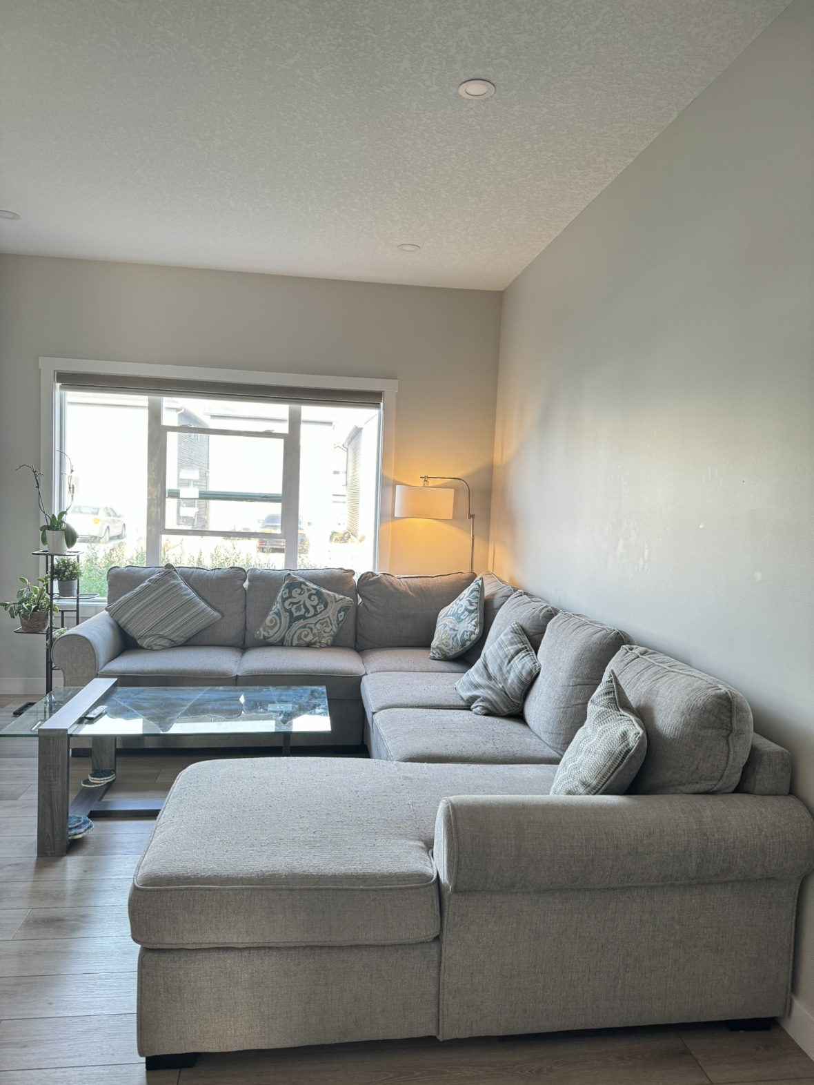 Sectional Sofa and coffee table - photo 3