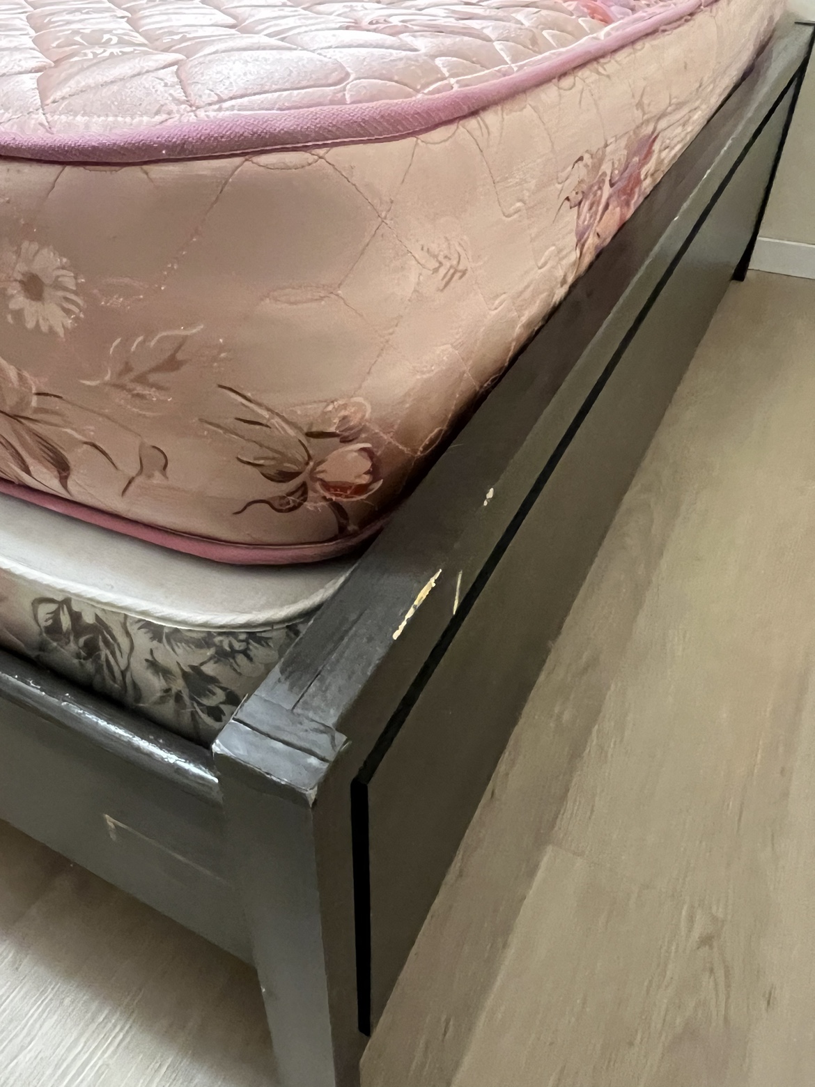 Queen bed - photo 3