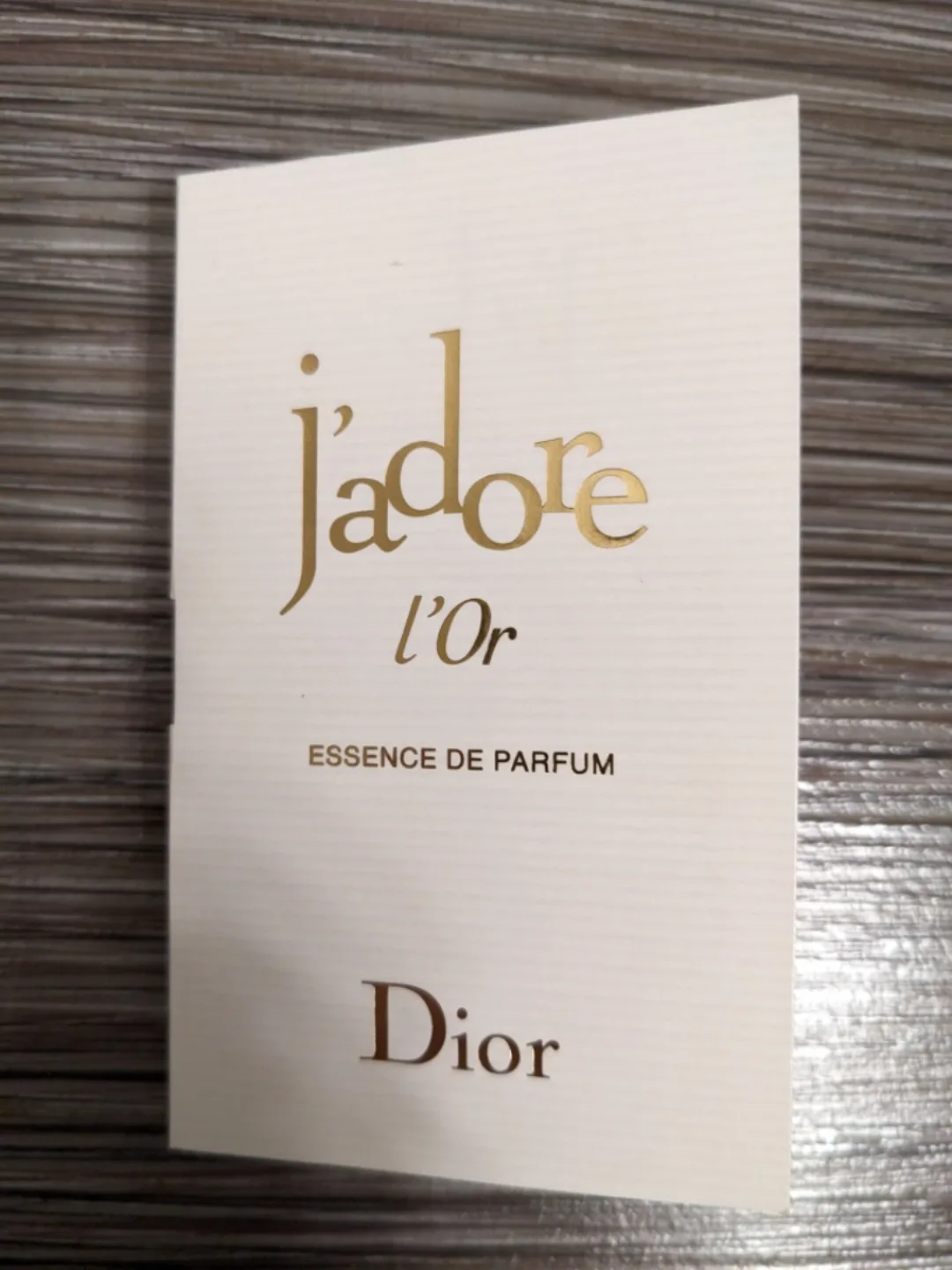 Dior J'adore L'Or Perfume Sample image indicator(2)