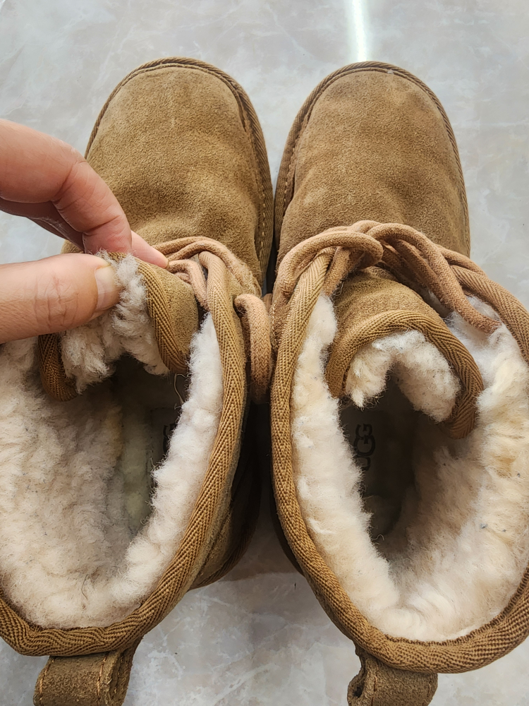 UGG Brown Suede Boots - photo 4