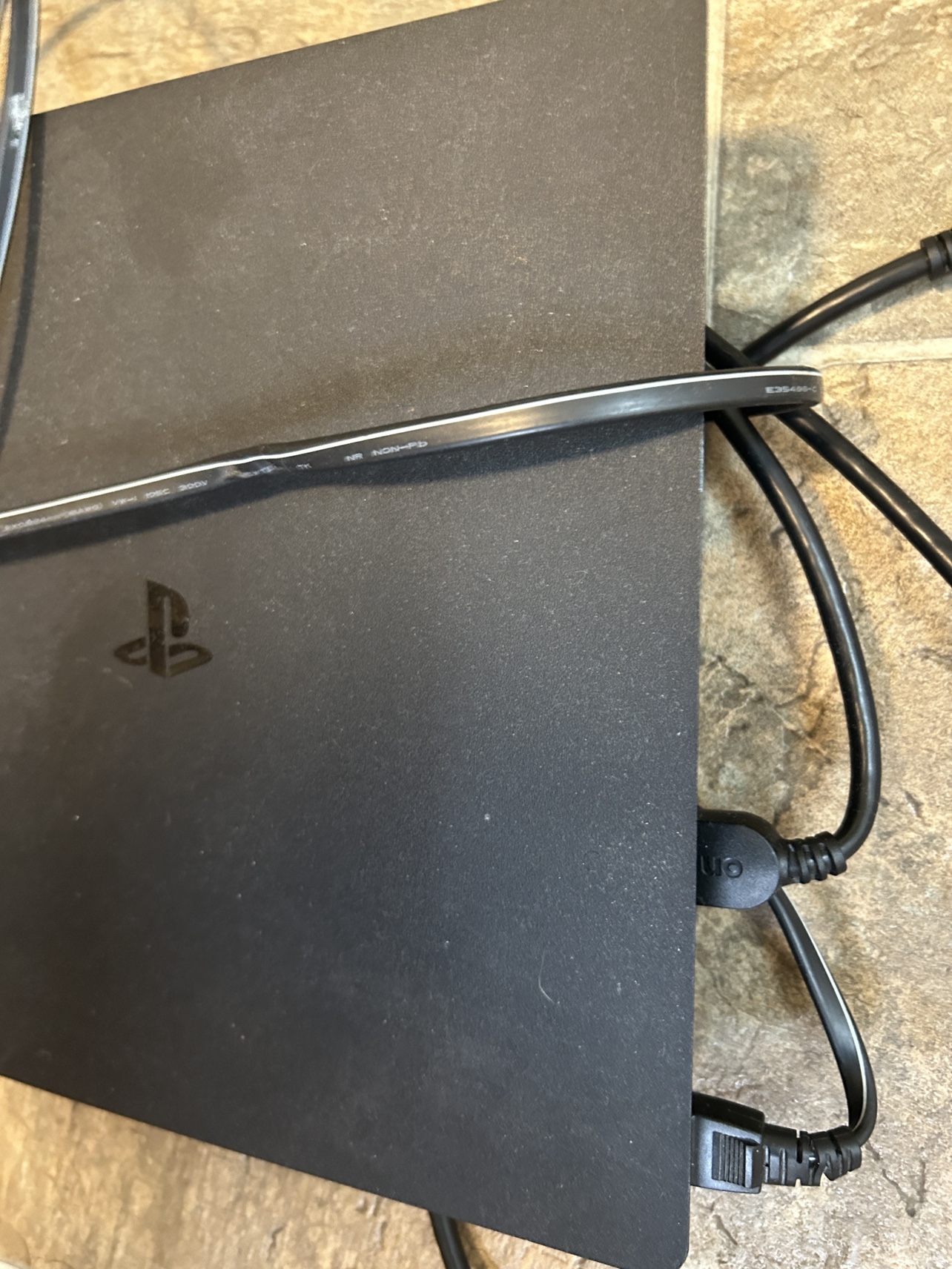 PS4 Console - photo 2
