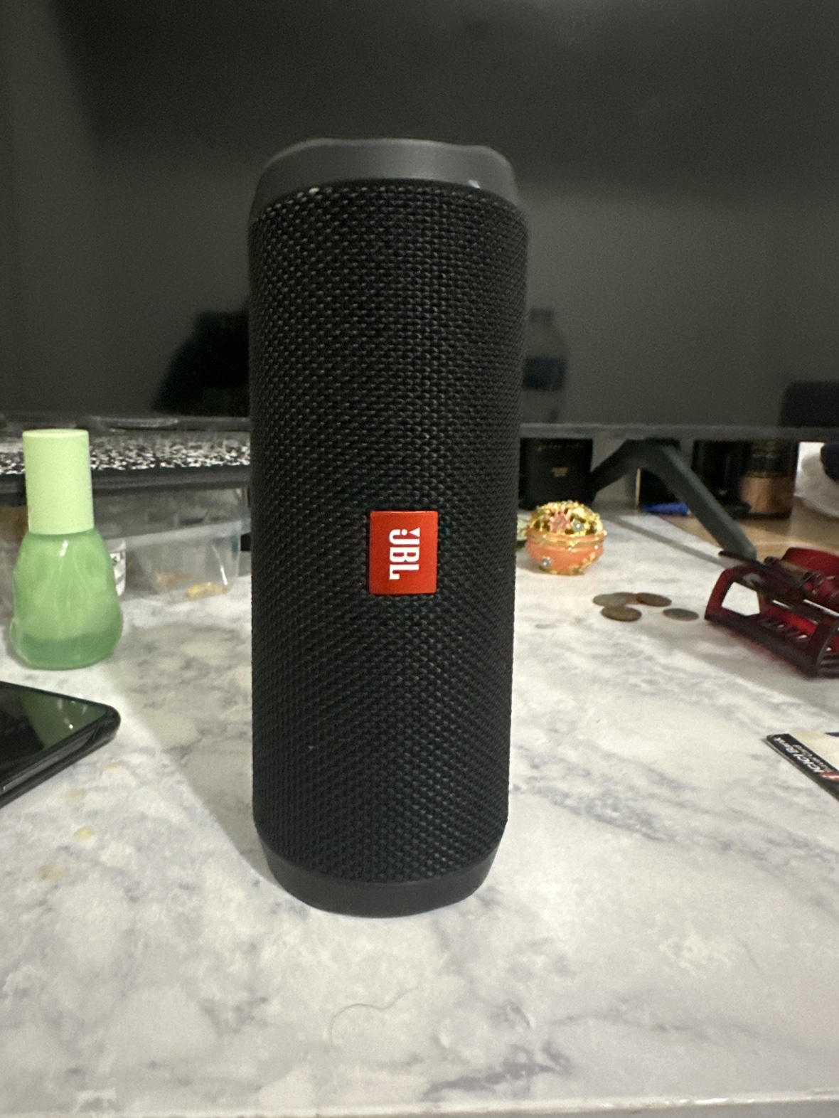 JBL Flip 4 Bluetooth Speaker