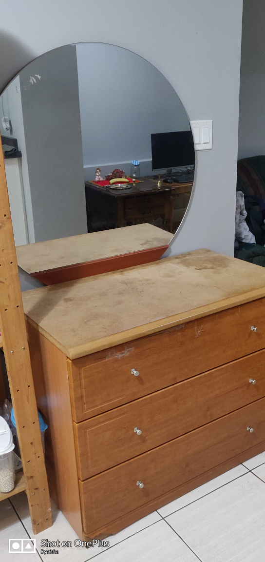 Three Drawer Dresser with Mirror - photo 2