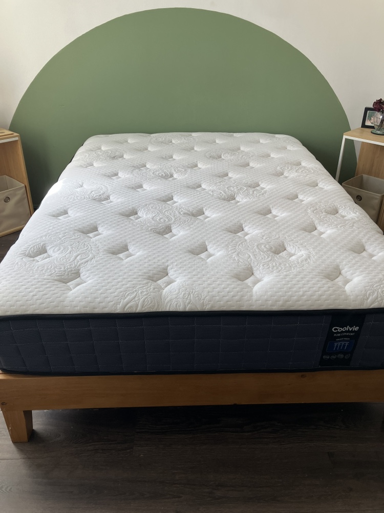 Full Mattress and Platform Bed