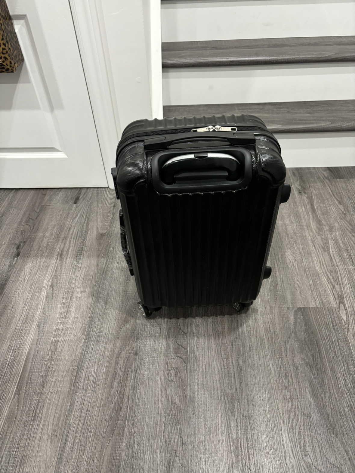 Carry-on Suitcase - photo 4
