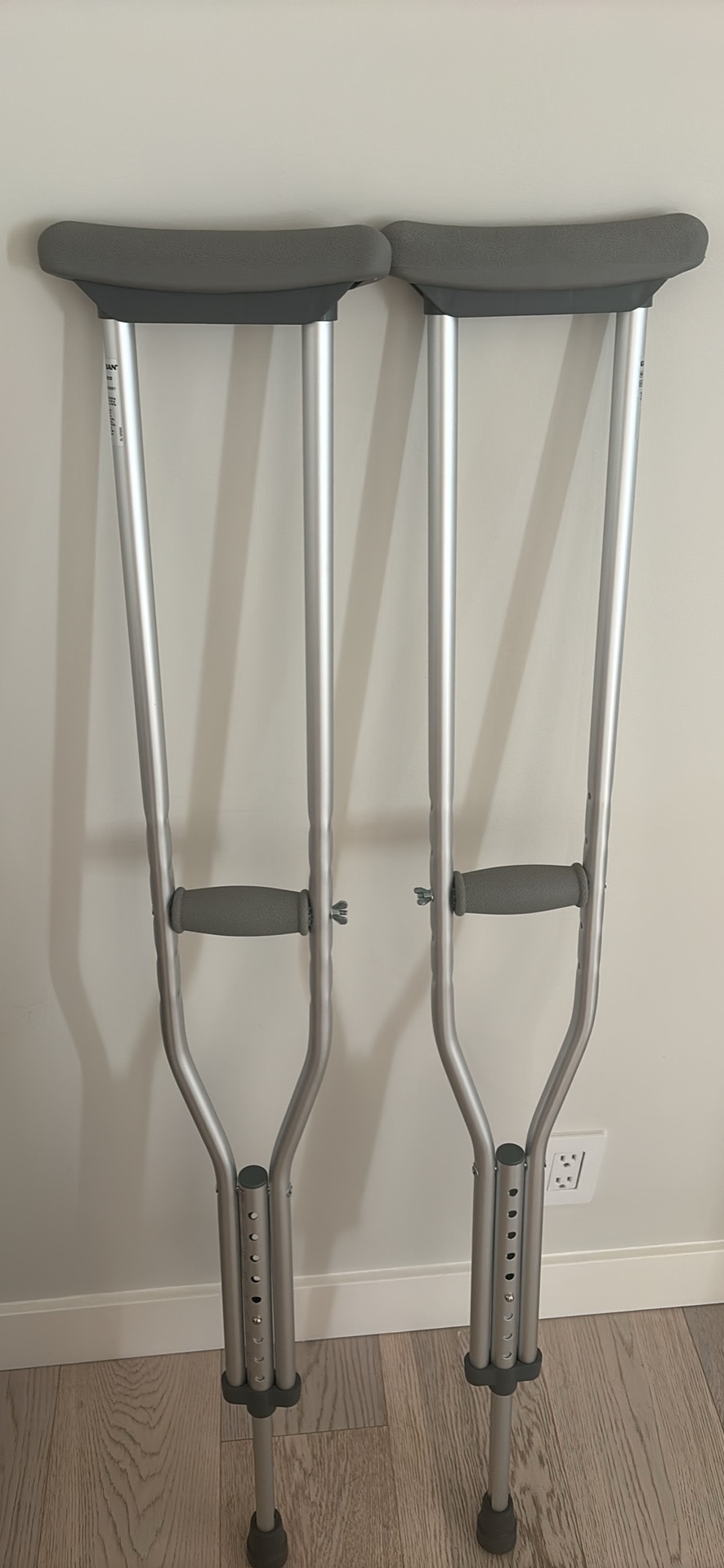 Guardian Crutches