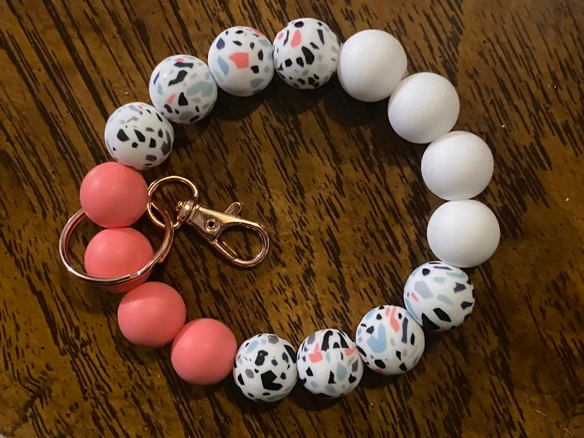 Silicone Bead Key Chain image indicator(4)