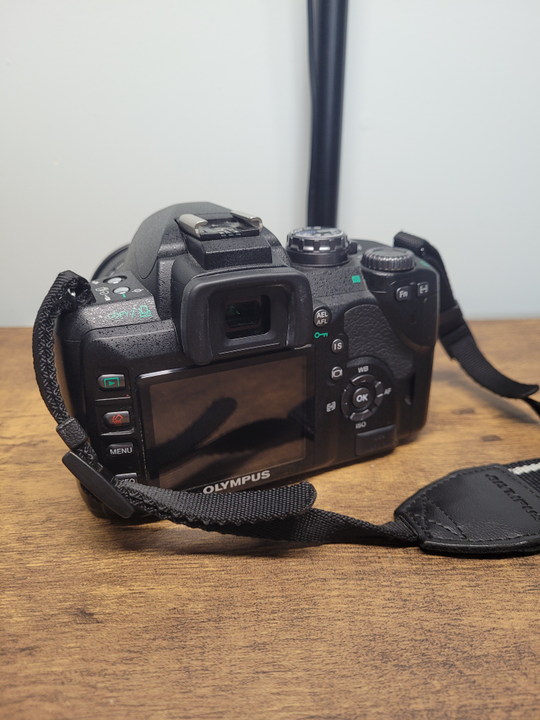 Olympus Evolt E510 Digital Camera - photo 4
