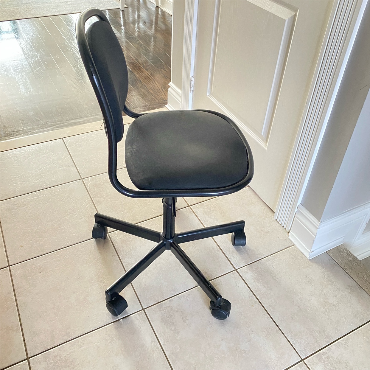 Small Black Office Chair for kids