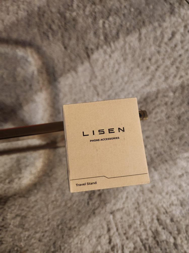 Lisen Travel Stand