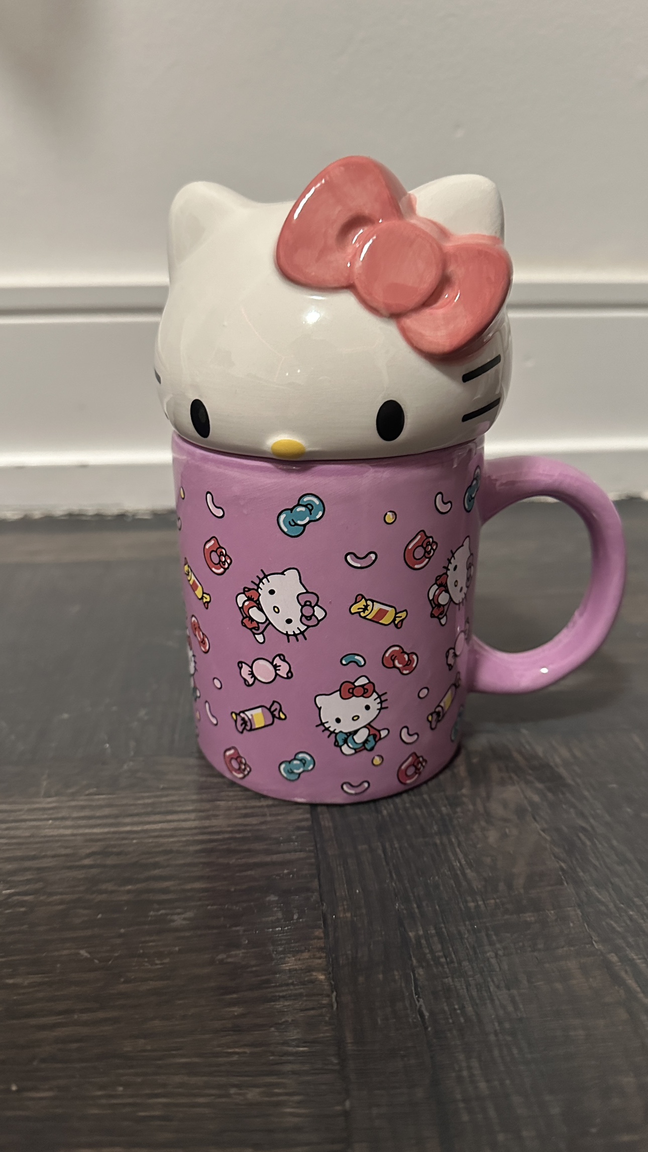 Hello Kitty Mug with Lid