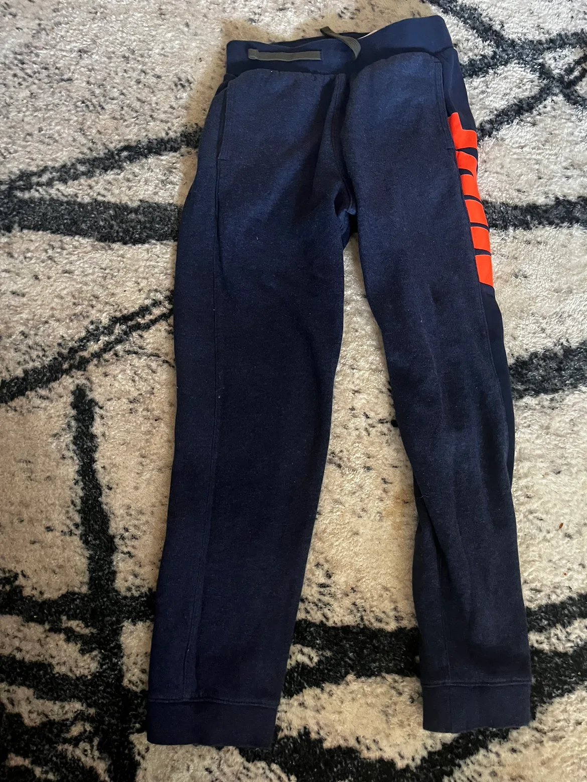 Nike Boys'  Set image indicator(3)