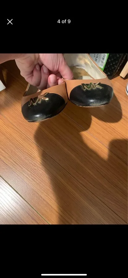 Michael Kors Tan and Black Flats image indicator(4)