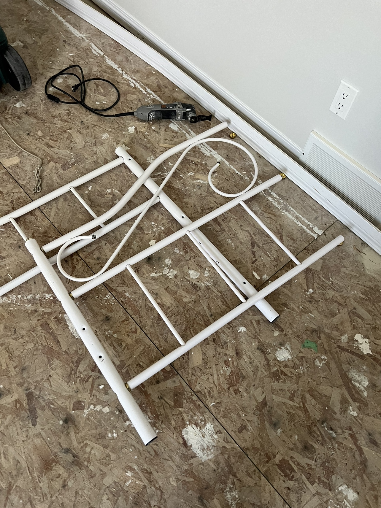 Metal Daybed Frame - photo 4