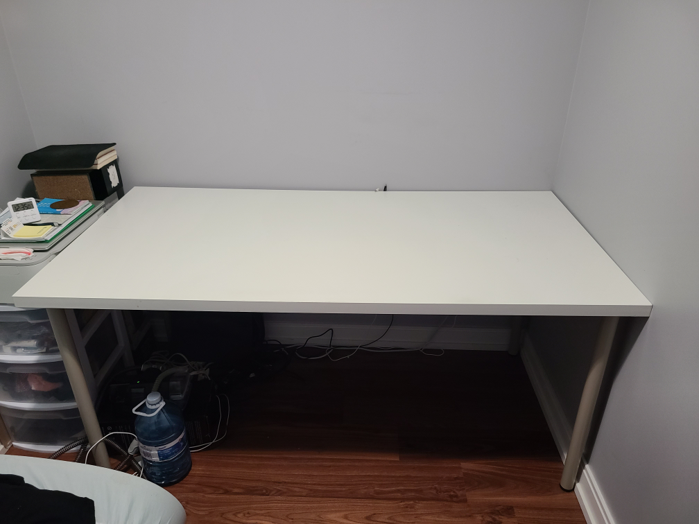 Desk/Table
