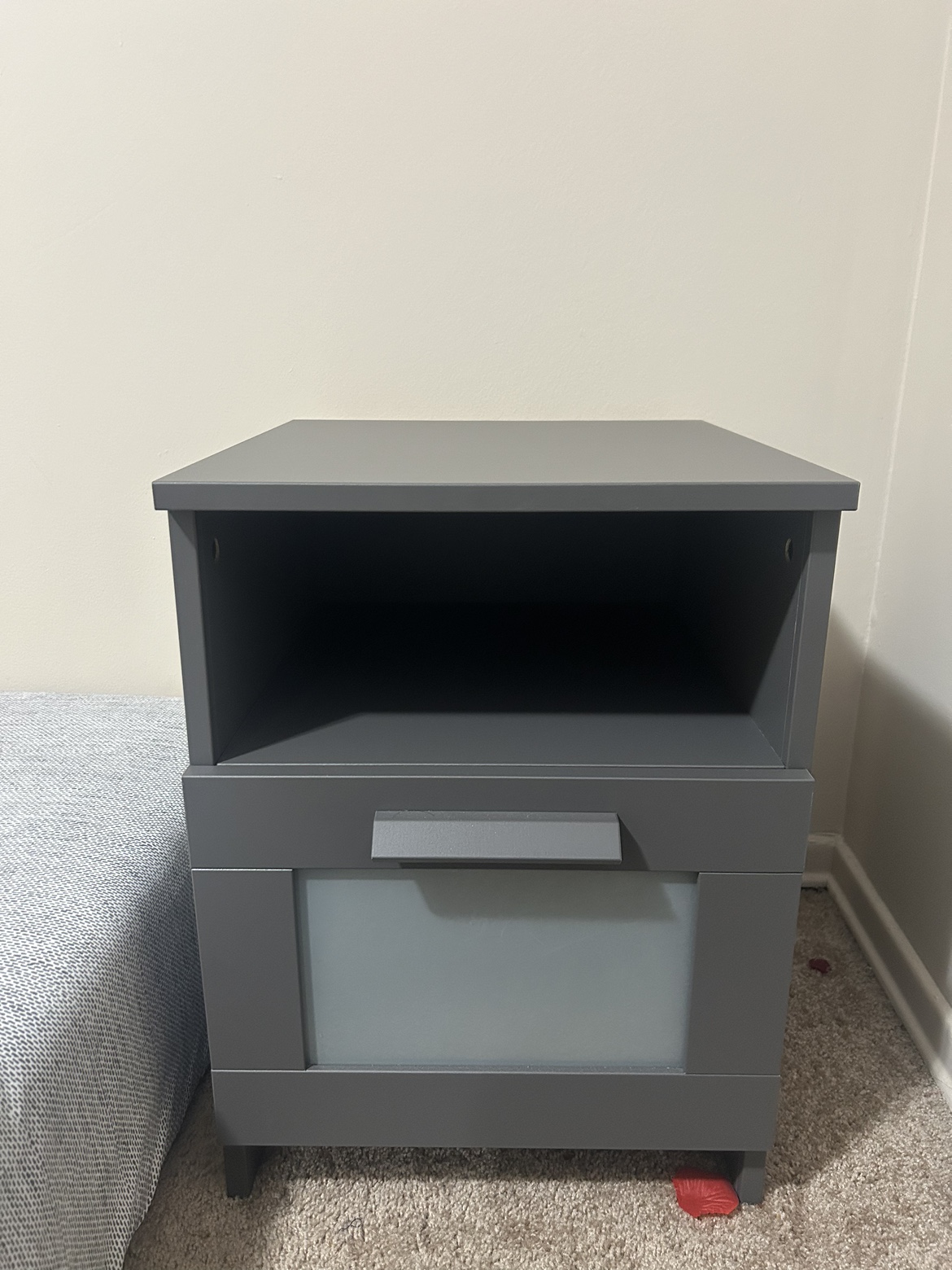Nightstand (2)