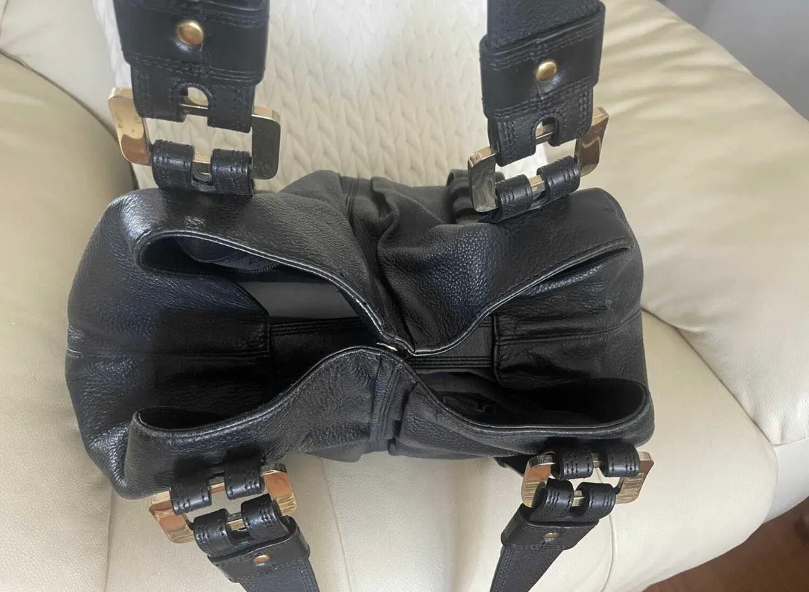 Black Leather Handbag image indicator(3)