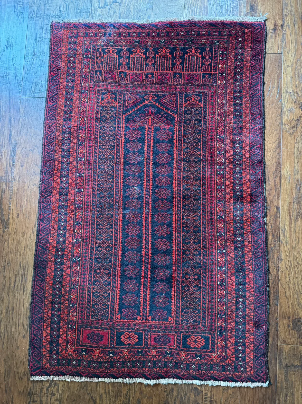 Authentic Persian rug thumbnail