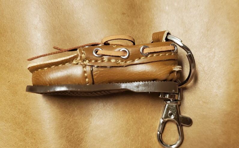 Sperry Keychain 🧡 - photo 2