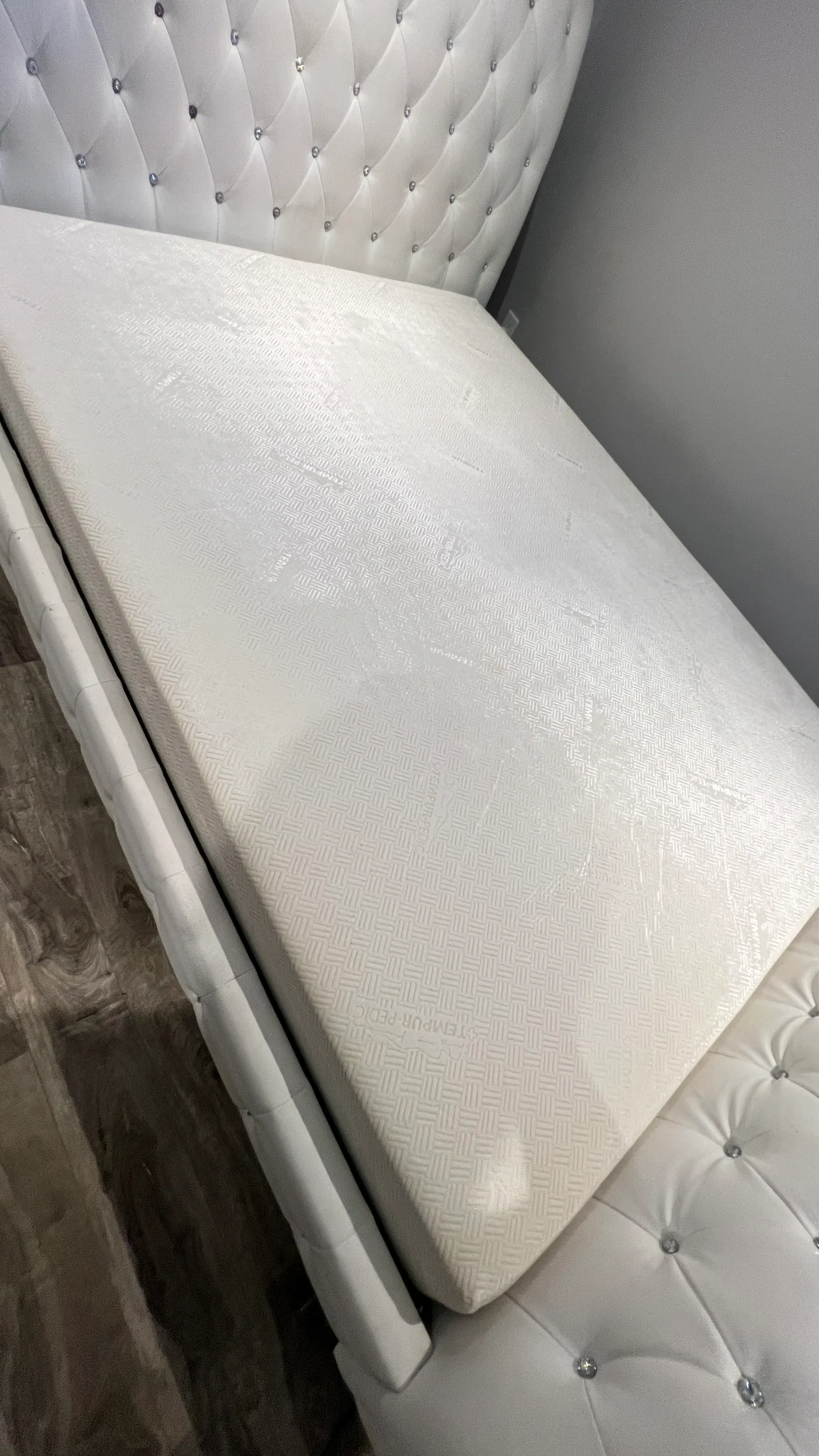 Tempur-Pedic Mattress image indicator(4)