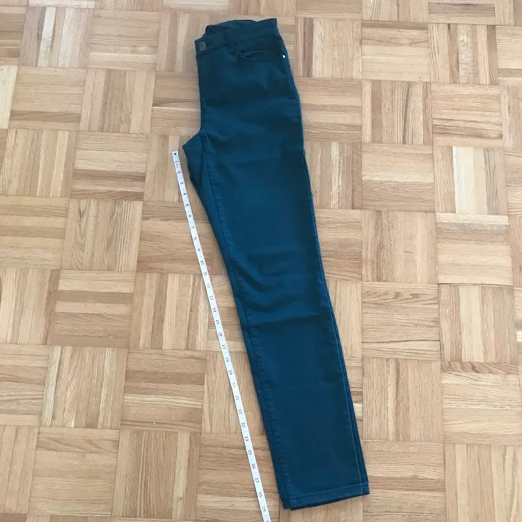 Reitmans Jeans - Green Jeans - Size 26 image indicator(4)