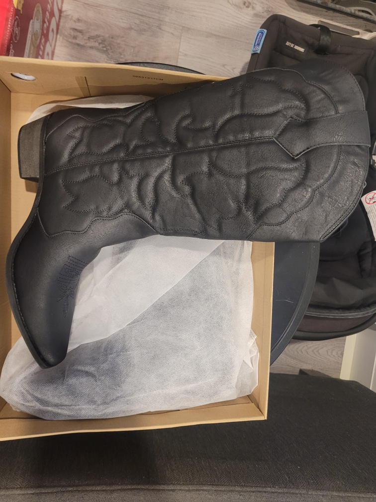 Black Cowboy Boots Size 41