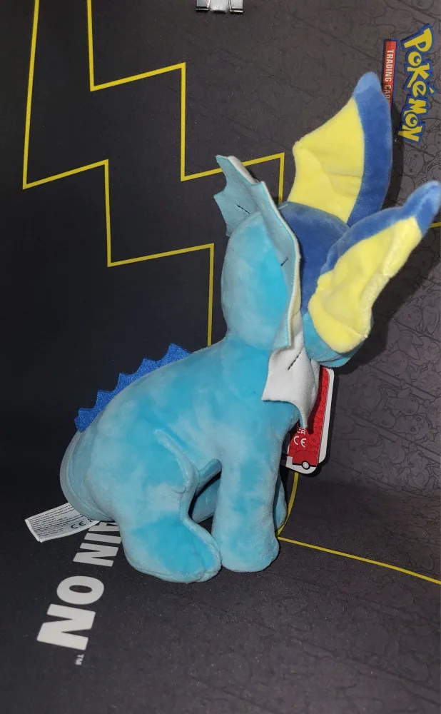 🆕️Vaporeon Plush 8 inch🆕️ image indicator(2)