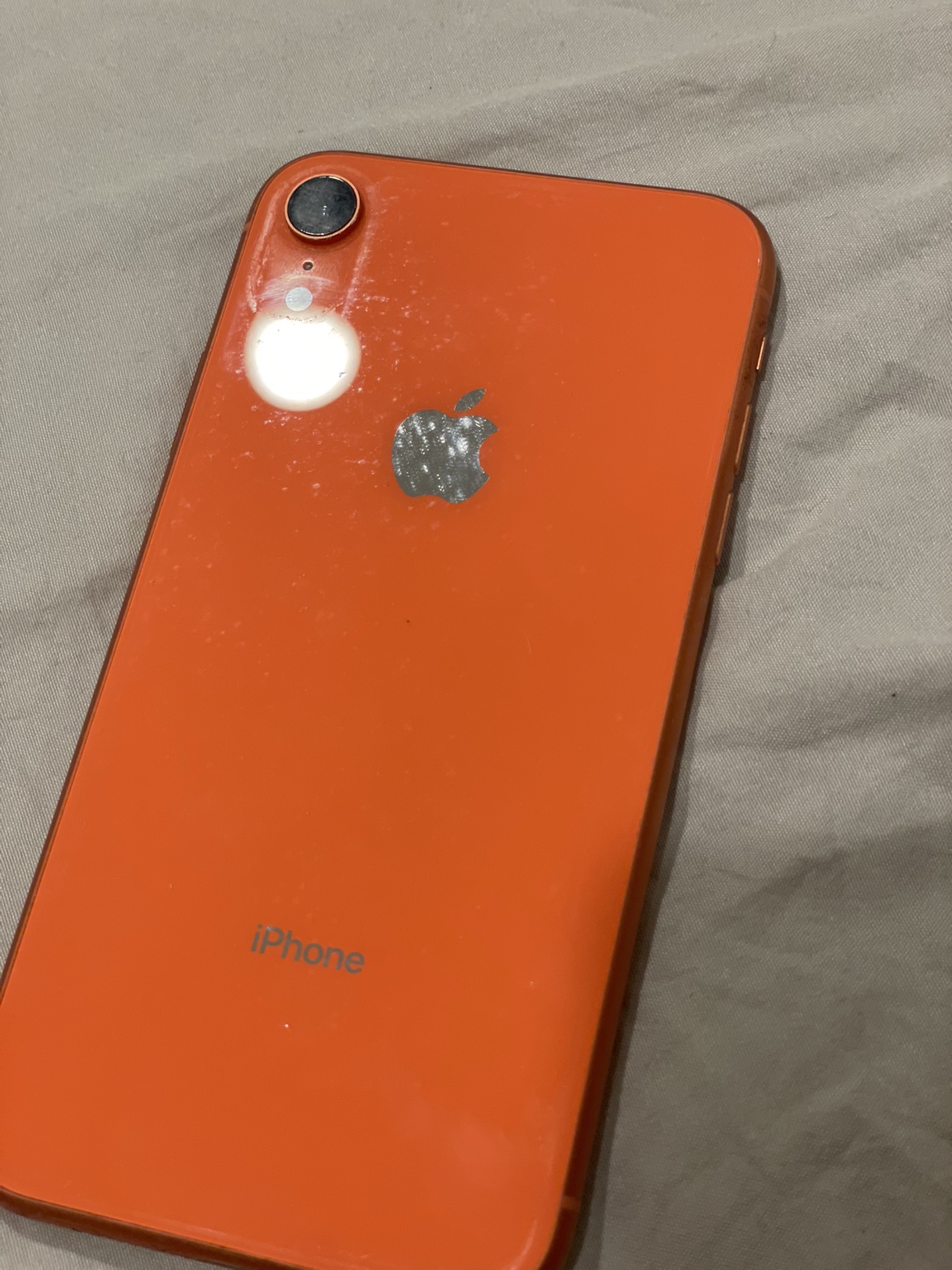 iPhone XR (Coral) - photo 3