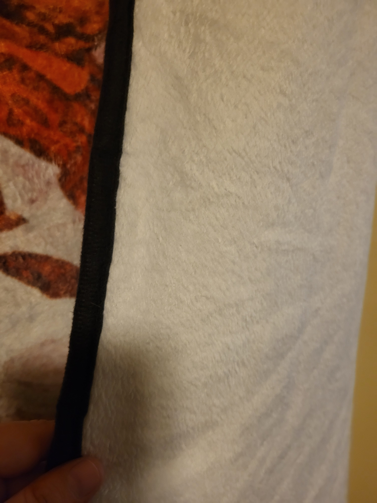 Labyrinth Throw Blanket - photo 5
