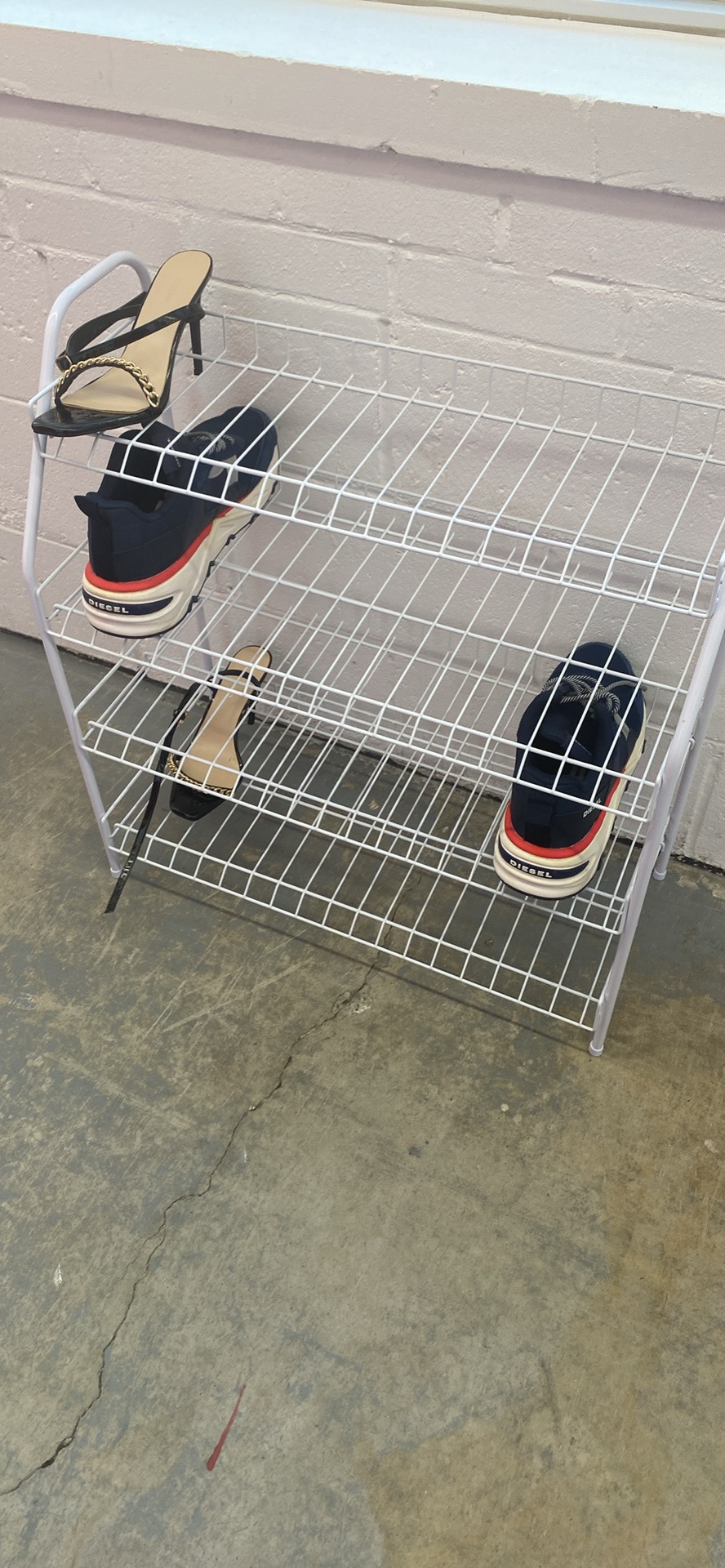 White Shoe Rack - photo 2