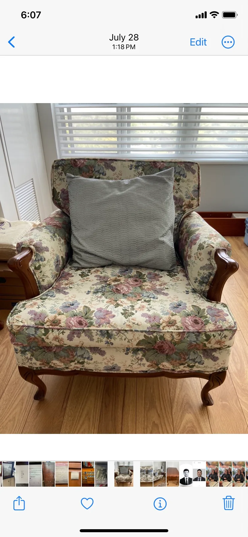 Floral Sofa and Armchair Set image indicator(2)