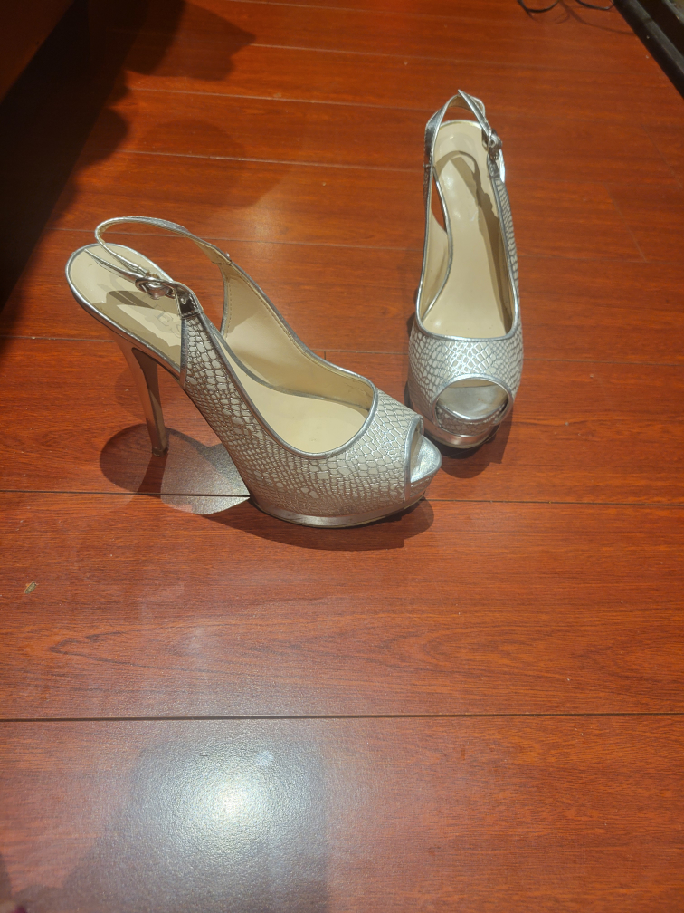 4 pairs of high heels party shoes - photo 3