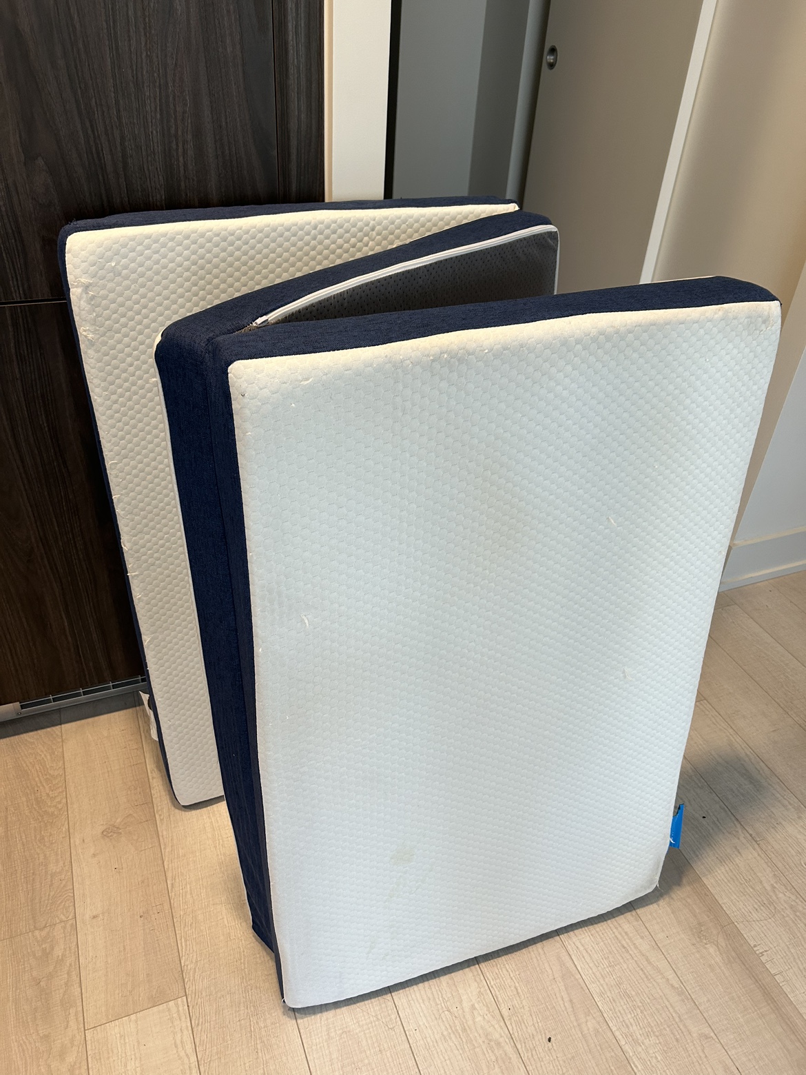 Twin size 3-fold mattress