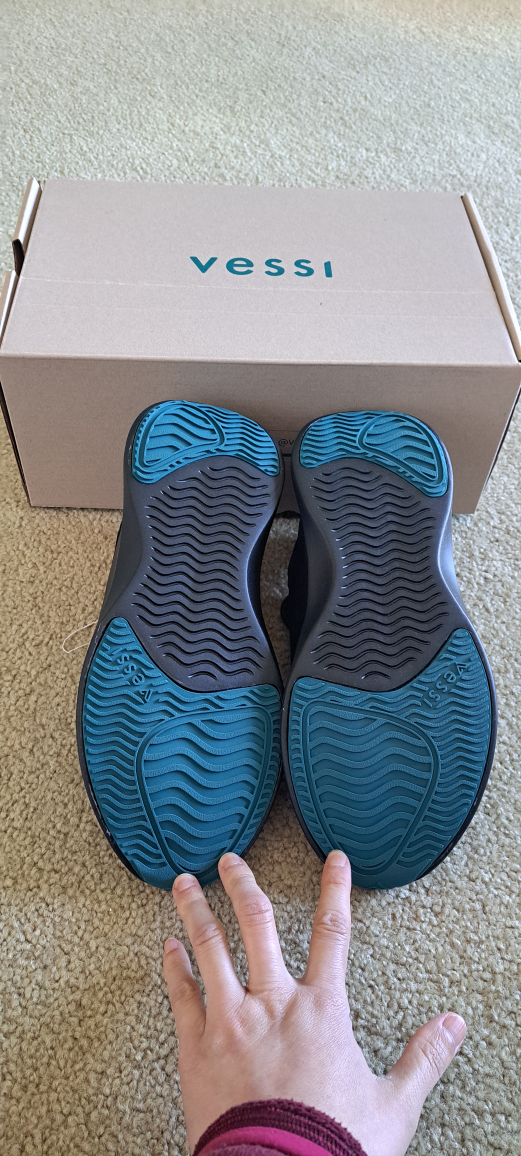 Vessi Shoes Everyday Classic Sneaker, BNIB, Women's size 6 - photo 2