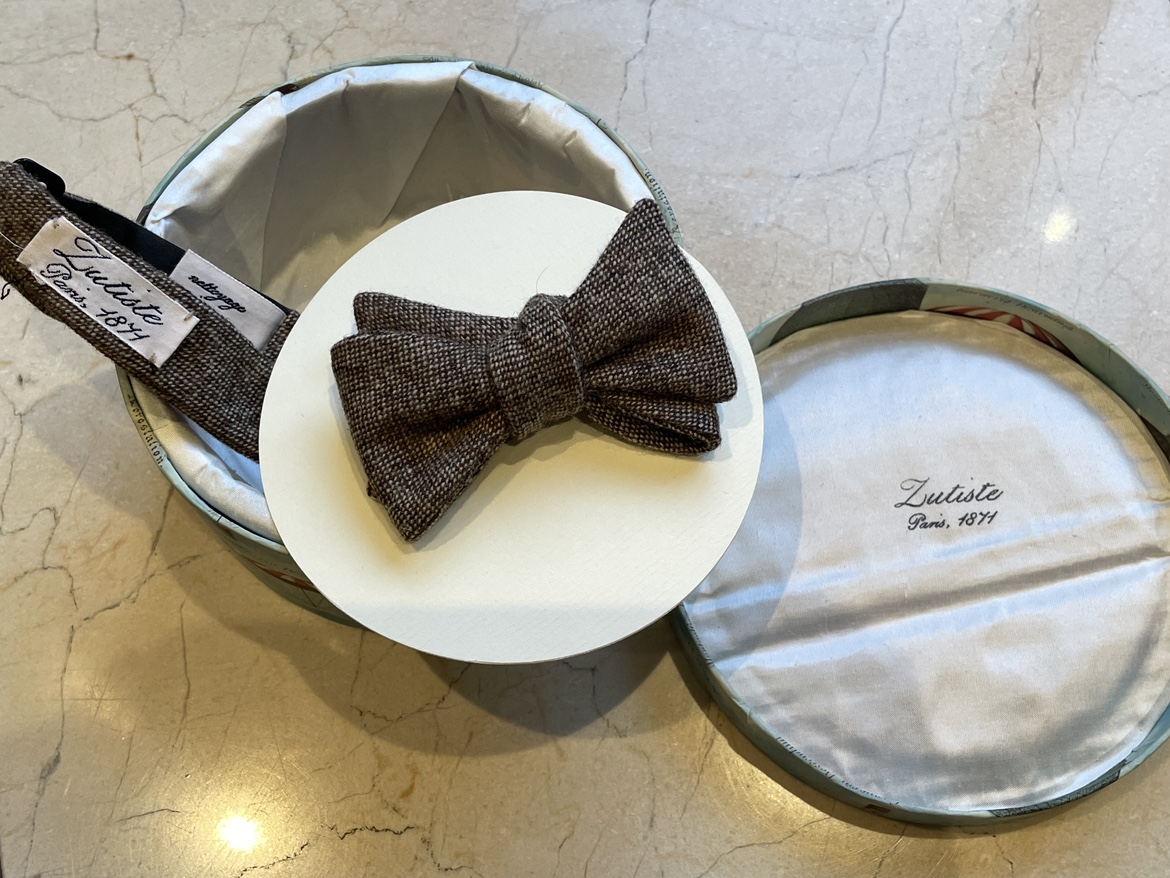 Brand New Lutiste Paris 1871 Brown Bow Tie