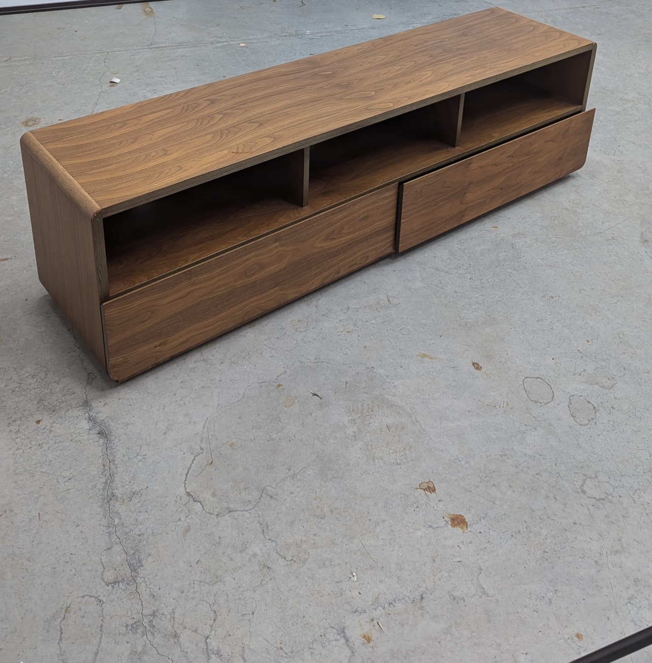 Minimalist TV Stand