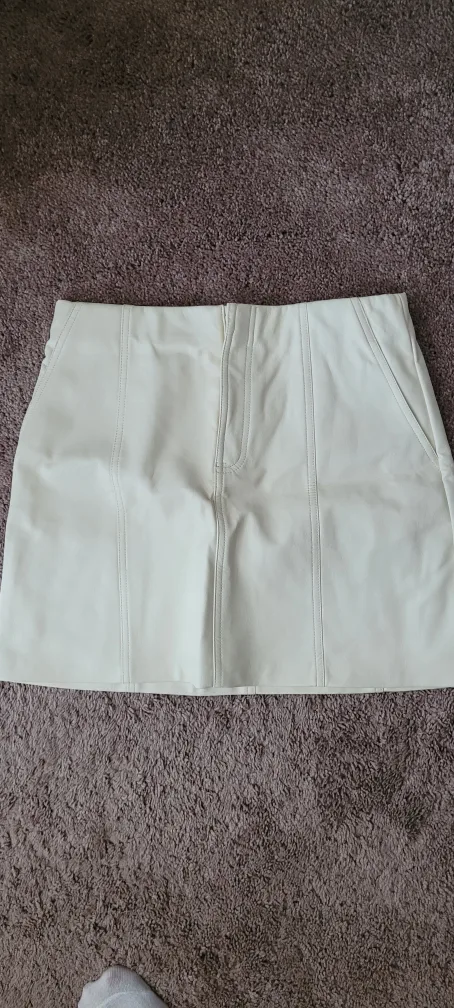 Zara white skirt image indicator(4)