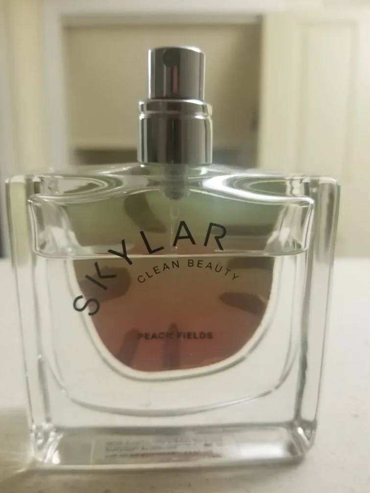 Perfumes for sale image indicator(4)