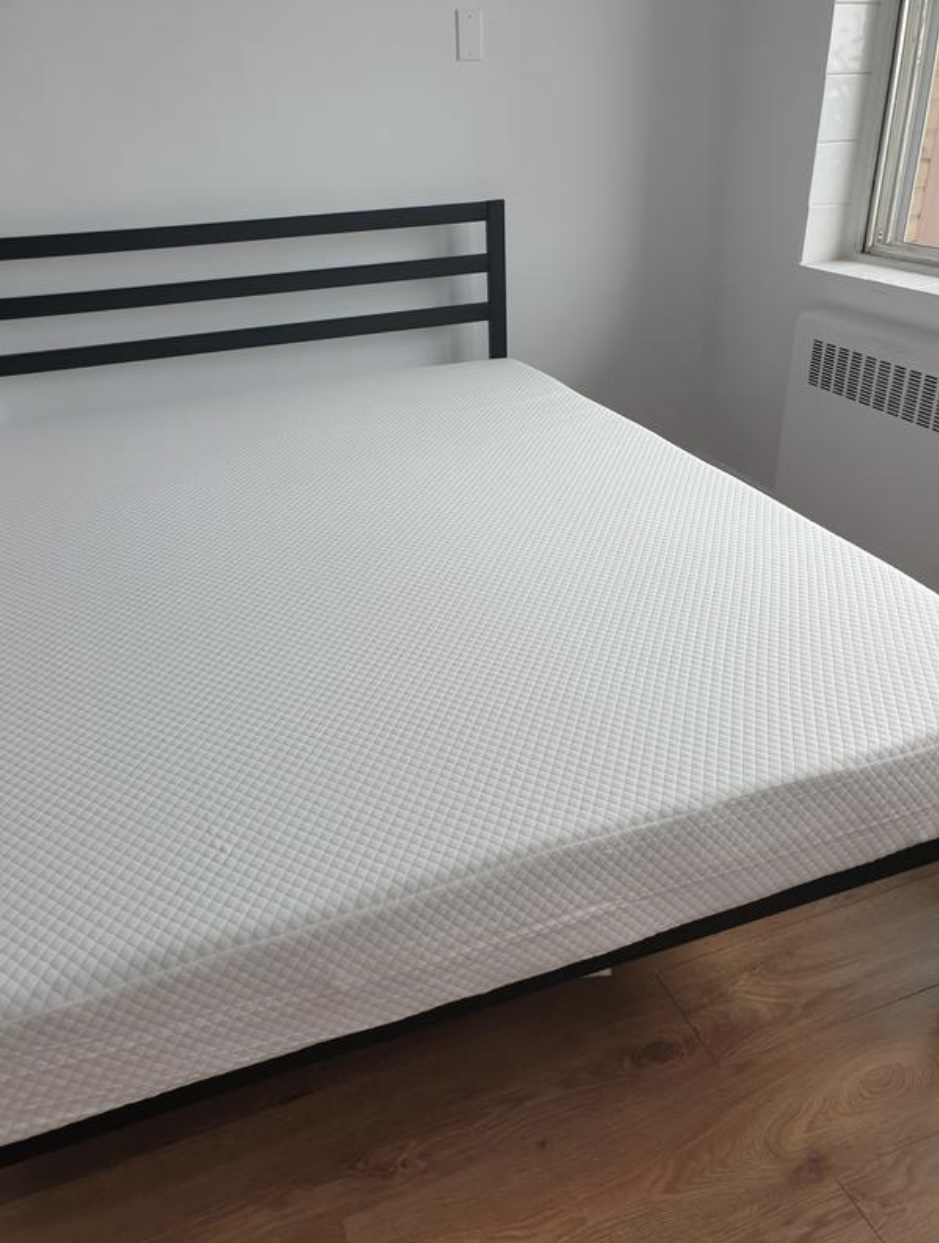 FDW 8 Inch Queen Gel Memory Foam Mattress Fiberglass Free.