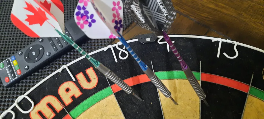 2 Dart sets from The Pool shoppe and Winmau Blade 5 Dartboard image indicator(3)