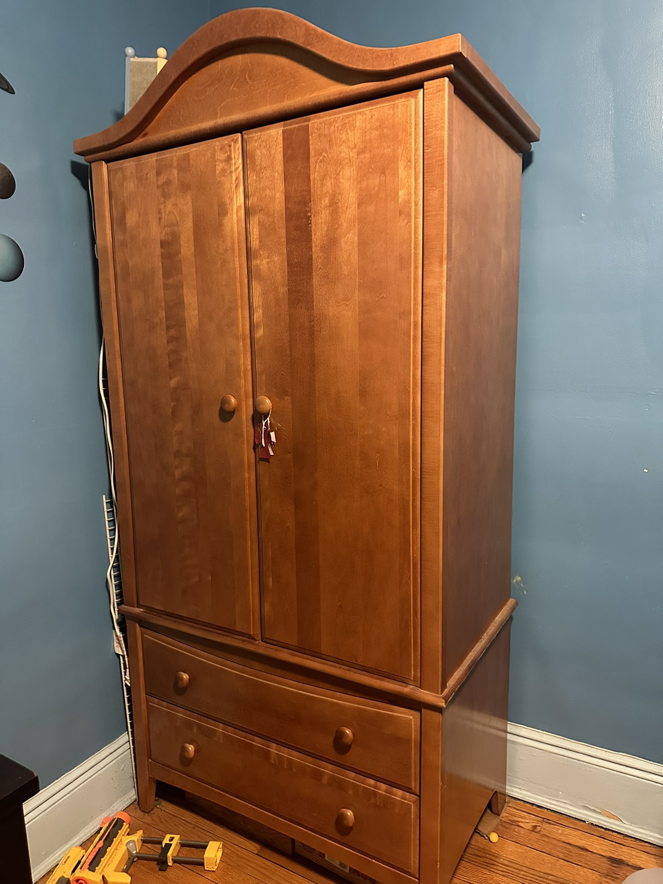 Wooden Arched Wardrobe with Drawers